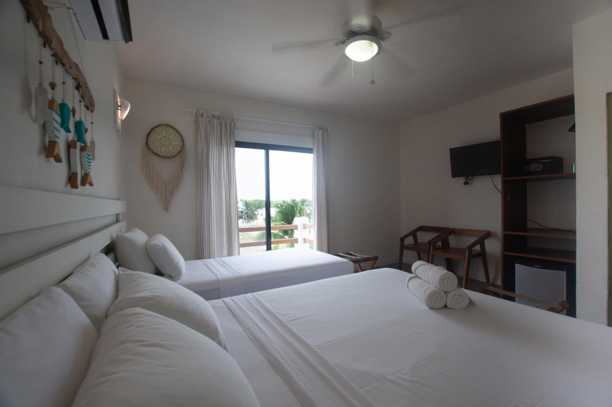 Hotel Boutique Pachamama (Adults Only) Mahahual Exterior photo