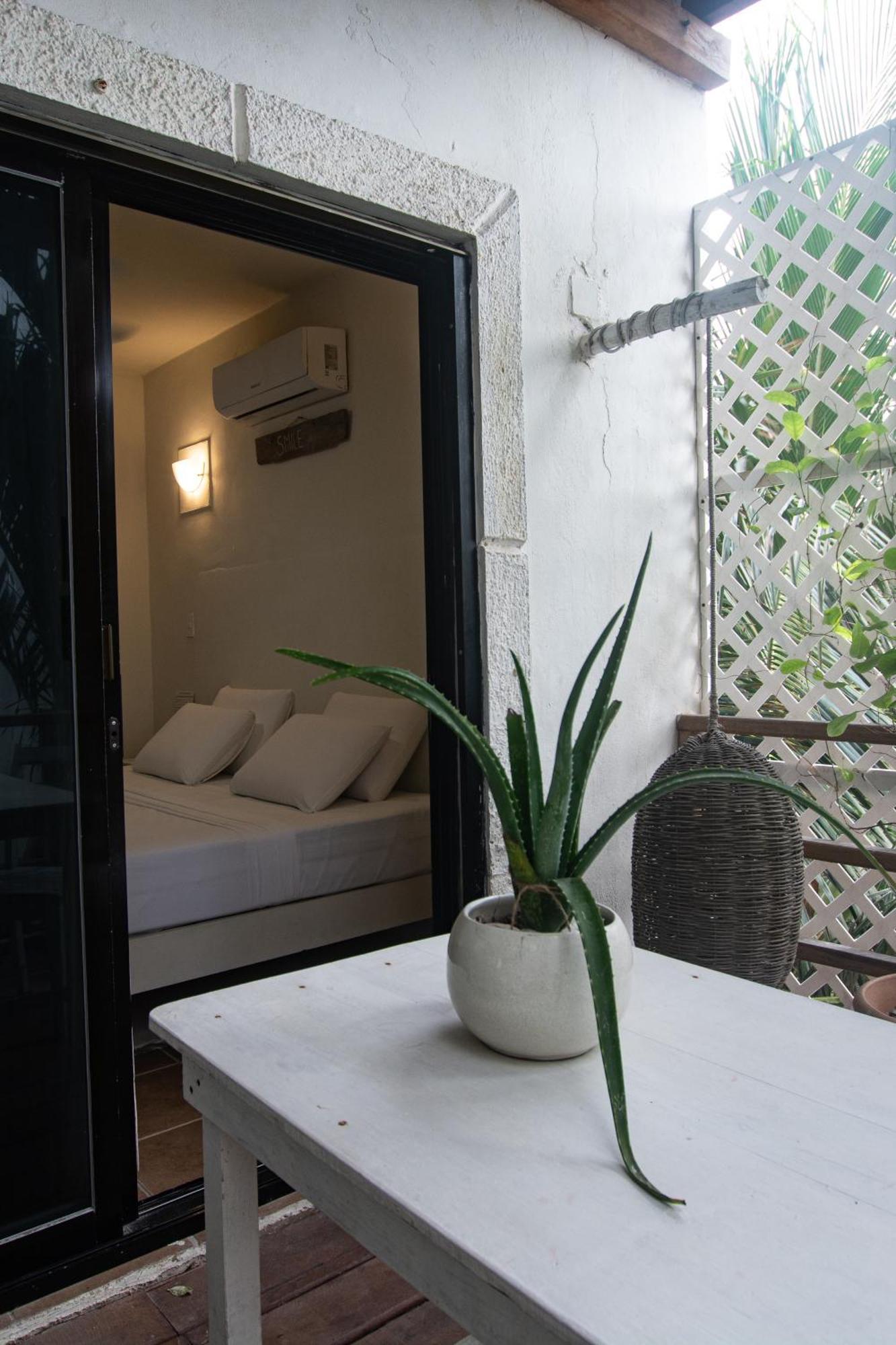 Hotel Boutique Pachamama (Adults Only) Mahahual Exterior photo